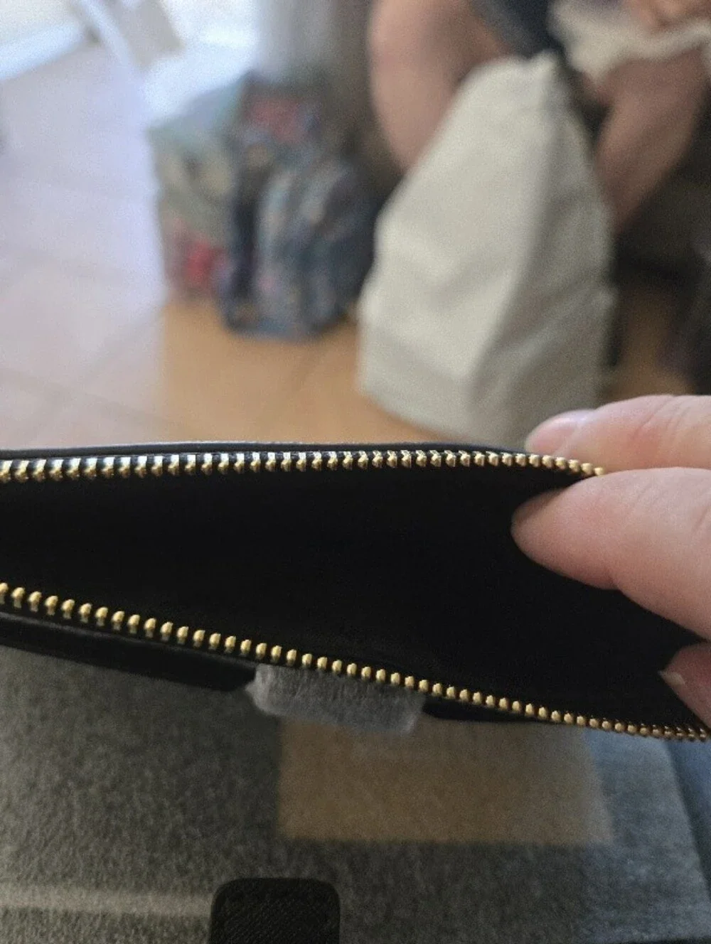 MICHAEL Michael Kors Womens Zip Wallet